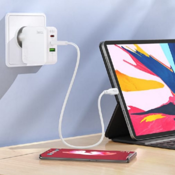Hoco C115A USB + 2*USB Type C 2PD+QC3.0 65W (65 Вт) Сетевое зарядное устройство