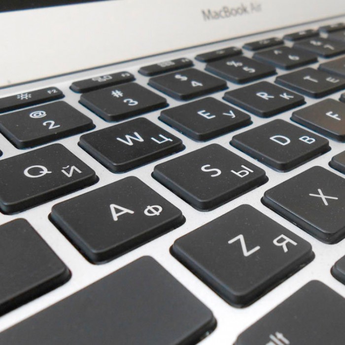 Apple MacBook Air 13" 2025 (MC6U4) M4 (10 CPU/10 GPU)/16 Гб/512 Гб/Sky Blue (Небесно-голубой) Ноутбук