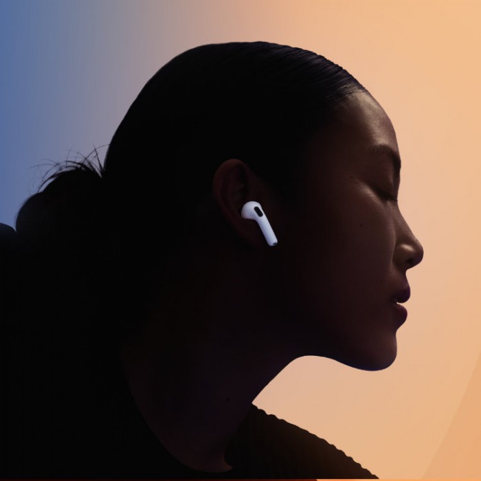 Apple AirPods 4 ANC (MXP93) Зарядный футляр с поддержкой MagSafe